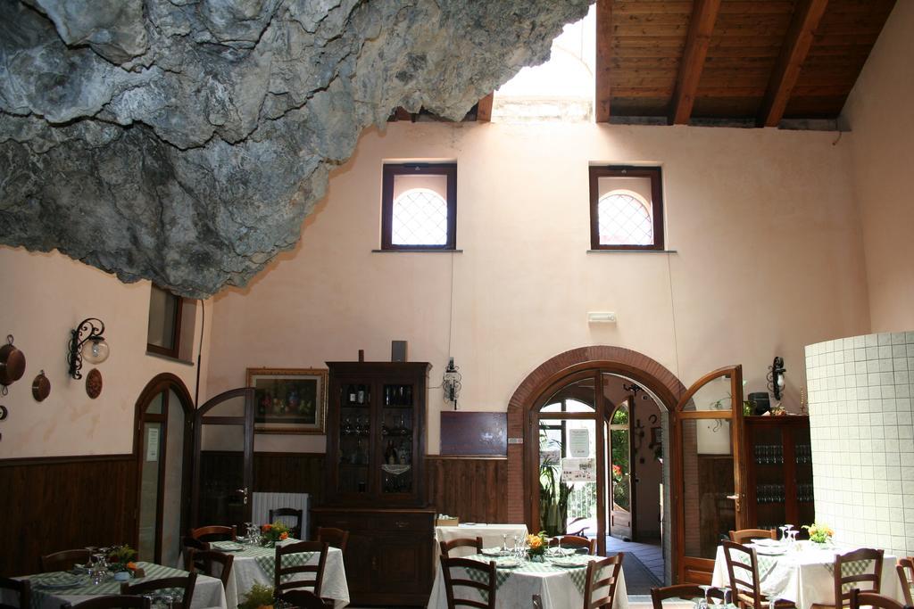 Agriturismo La Grotta Corbara  Екстер'єр фото